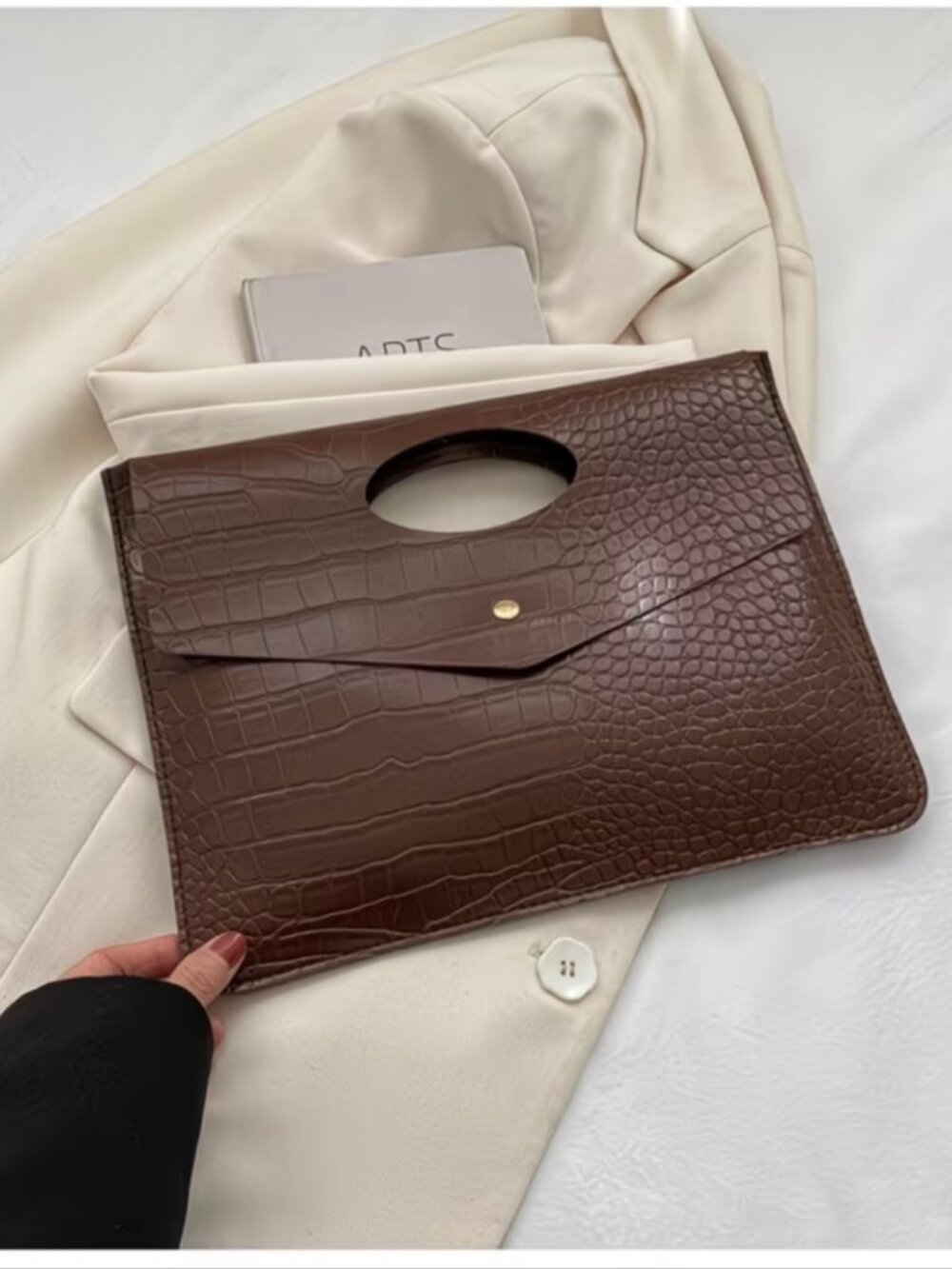 Retro Croc Embossed Envelope Clutch - Brown Faux Leather Tote Bag